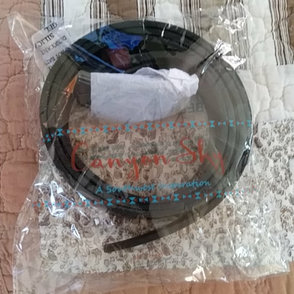 Canyon Sky Eagle Leather Honeycomb Print Belt - Picture 2 of 16